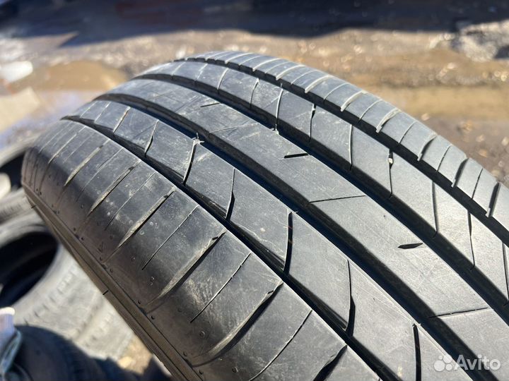 Kumho Ecsta HS52 225/55 R18 102W