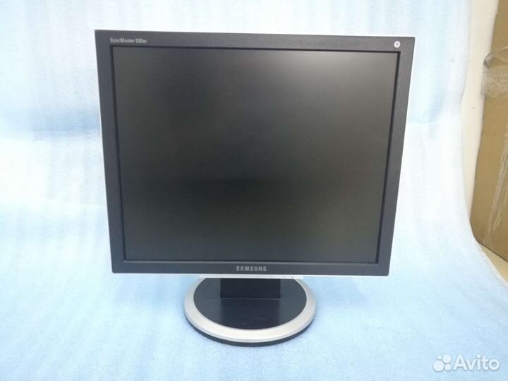 Монитор. С гарантией 3 месяца