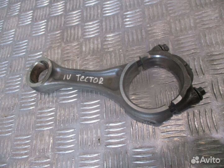 Шатун Iveco 4898808