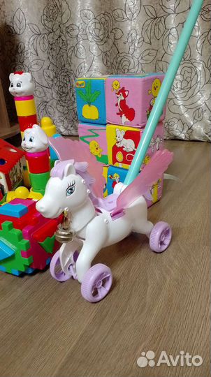 Развивающие игрушки пакетом