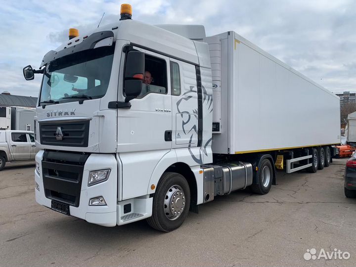 Новая сцепка ситрак. Scania r 420 la (6l-11,705-420-14m). Volvo fh сцепка. Новая рыжая скания. Щеповоз полуприцеп 90 кубов.