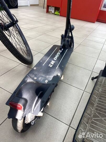 Самокат Электросамокат Kuggo m2