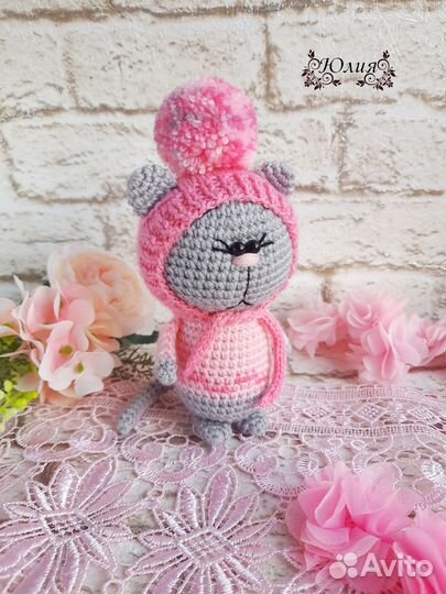 Котенок в шапке. Мягкая игрушка