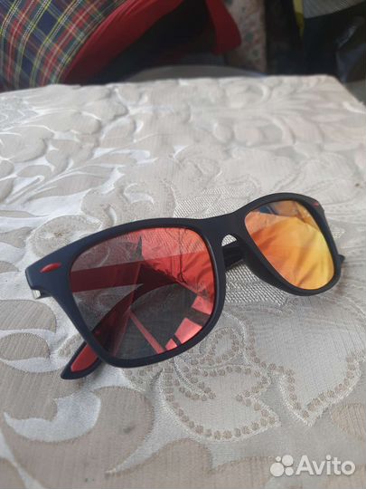 Солнцезащитные очки
