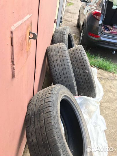 Continental CrossContact UHP E 235/60 R18 103V