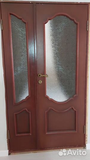 Двери межкомнатные б у