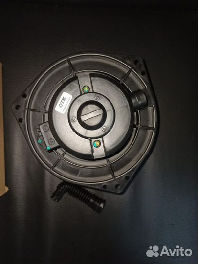 Мотор отопителя салона nissan march 2722072B00