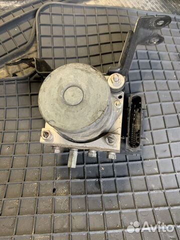 Блок ABS Toyota Camry V40