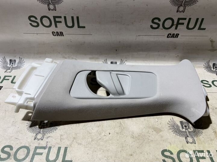 Обшивка центральной стойки салона левая Lexus