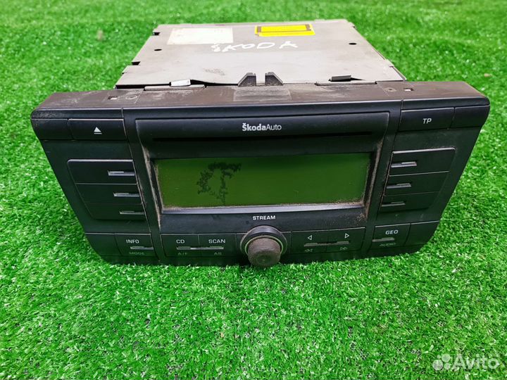 Штатная магнитола Шкода Октавия А5