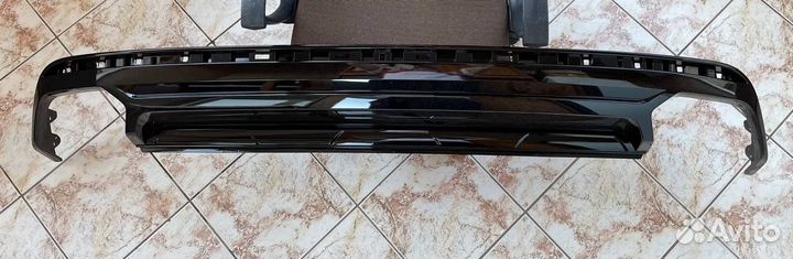 Спойлер заднего бампера Volkswagen Touareg