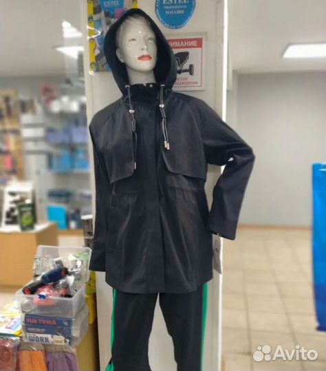 Куртка ветровка женская