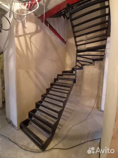 Лестница металлическая