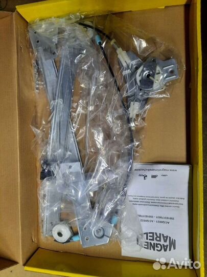 Стекло подъёмник передний левый Nissan Primera P12