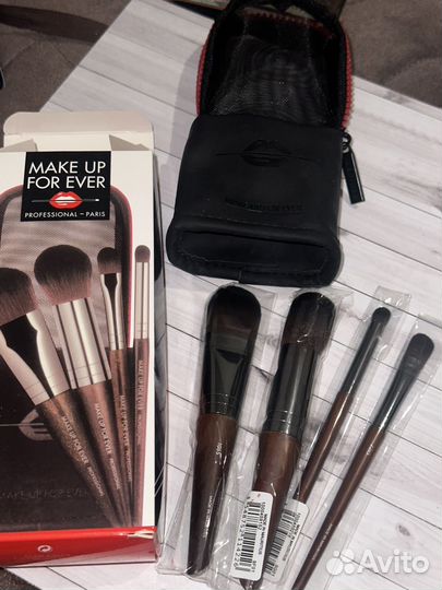 Набор кистей для макияжа