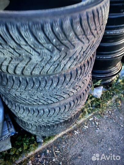 Nokian Tyres Hakkapeliitta 8 205/55 R16