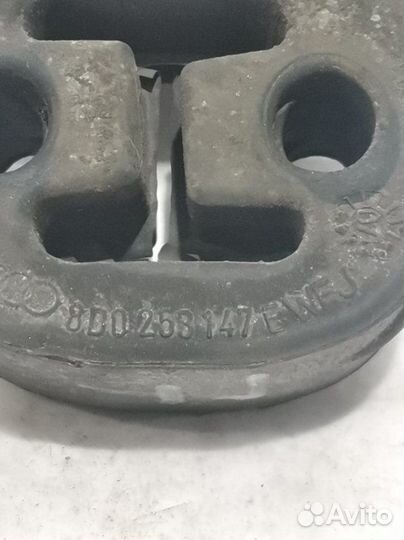 Крепление глушителя Volkswagen Passat B6 2005-2010