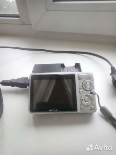 Компактный фотоаппарат