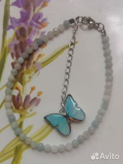 Браслет с бабочкой