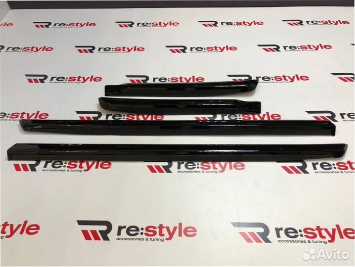 Молдинги дверей Toyota Land Cruiser 200 H619