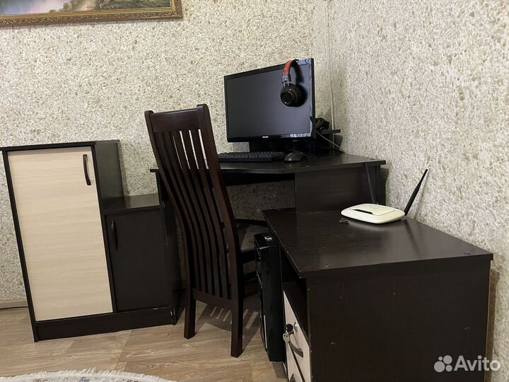 Угловой компьютерный стол бу