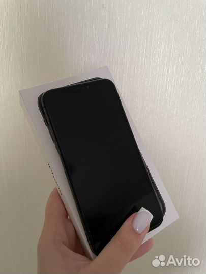 iPhone X, 64 ГБ