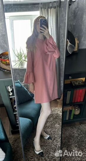 Платье пудрового цвета Valentino