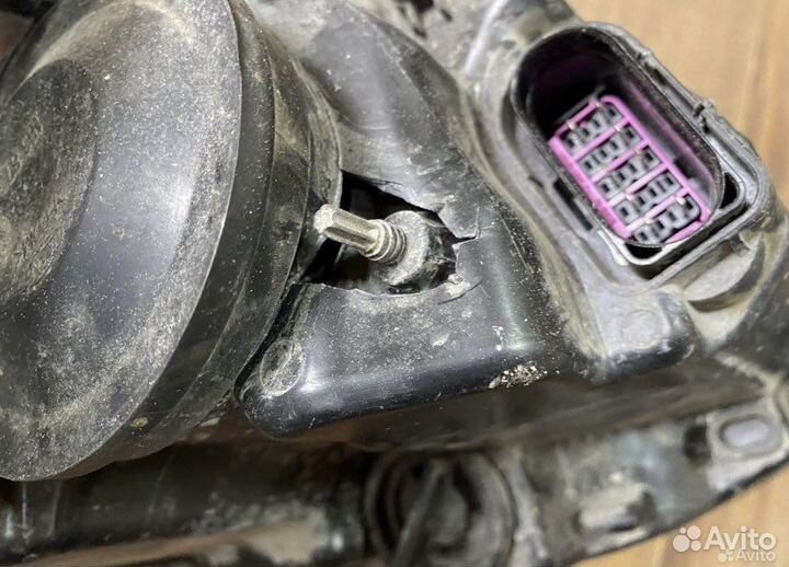 Фара левая Volkswagen Polo 6R1941007F