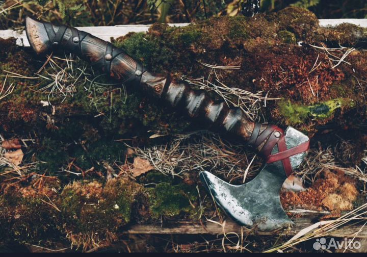 Кованый топор Акке