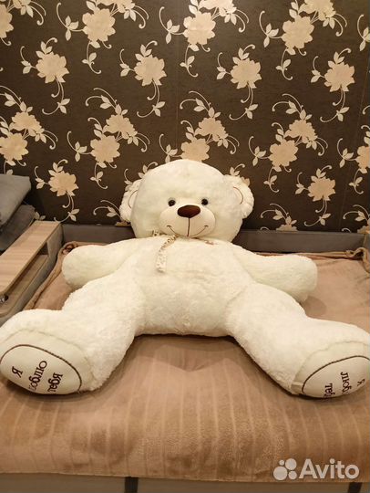 Плюшевый медведь