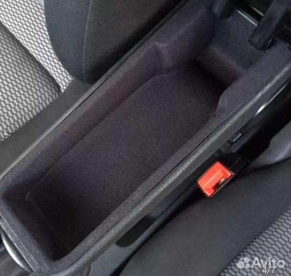 Подлокотник на volkswagen polo