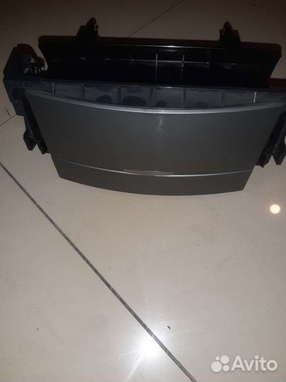 Центральный бардачок Тойота Марк Х 2004-2009г.в