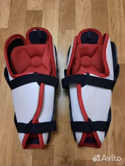 Щитки хоккейные