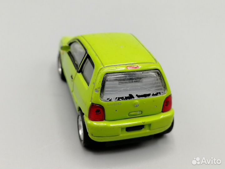 Модель Volkswagen lupo инерционная Kinsmart 1:56