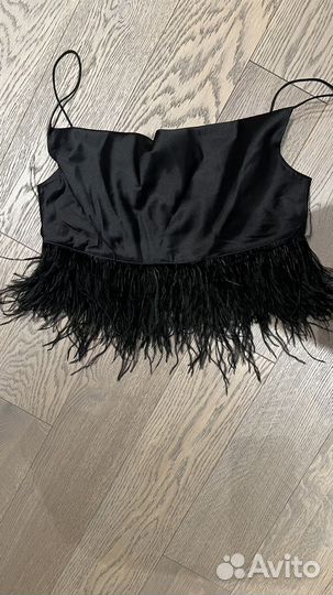 Топ с перьями