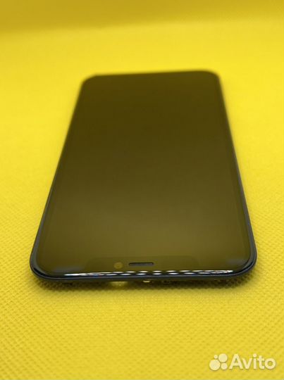 Модуль на iPhone 11