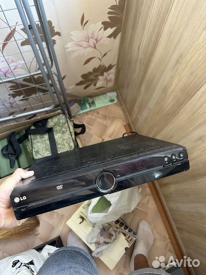 Акустическая система и 5 колонок