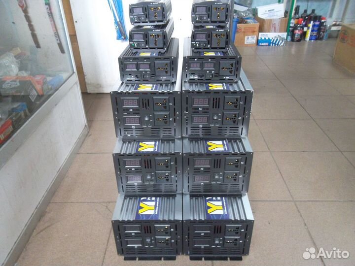 Японский преобразователь напряжения 12-220