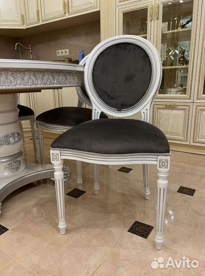 Кухонный стол. Оплата при получении