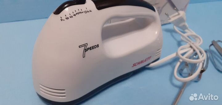 Мощный миксер Скарлет 7 скоростей, 2 насадки