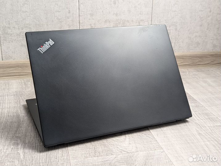 Thinkpad X395 Ryzen 5/RAM 8gb/SSD 256gb