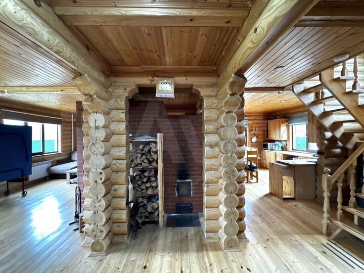 Дом 168 м² на участке 12 сот.