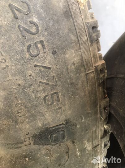 Продам Шины