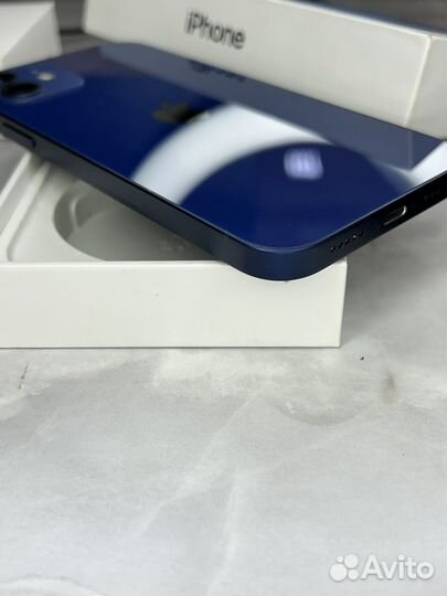 iPhone 12, 64 ГБ