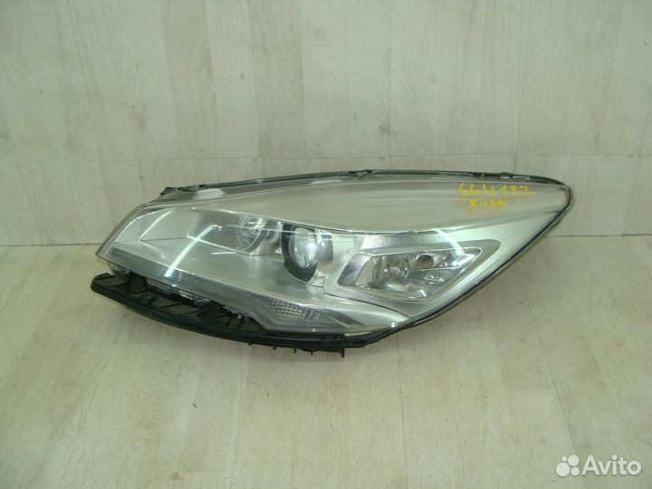 Фара левая Ford Kuga