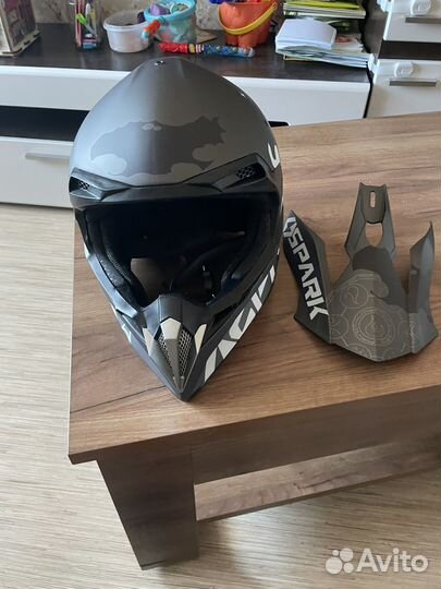 Шлем для мотоцикла кроссовый