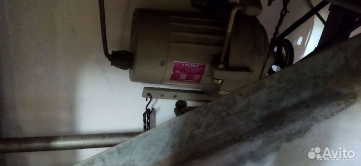 Оверлок промышленный 3-х ниточный