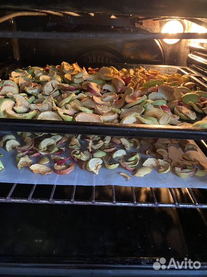 Яблочные чипсы