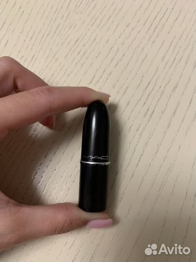 Помада mac velvet teddy