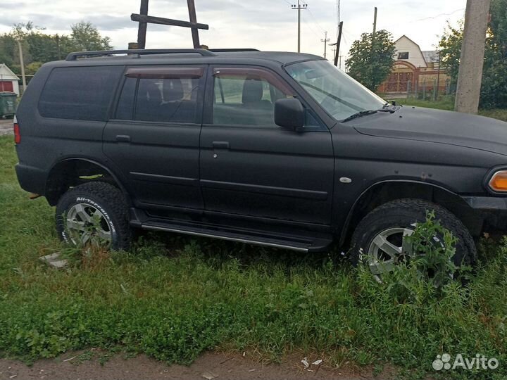 Mitsubishi pajero 4 разбор